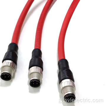 Un conector macho codificado cable blindado CC-LINK